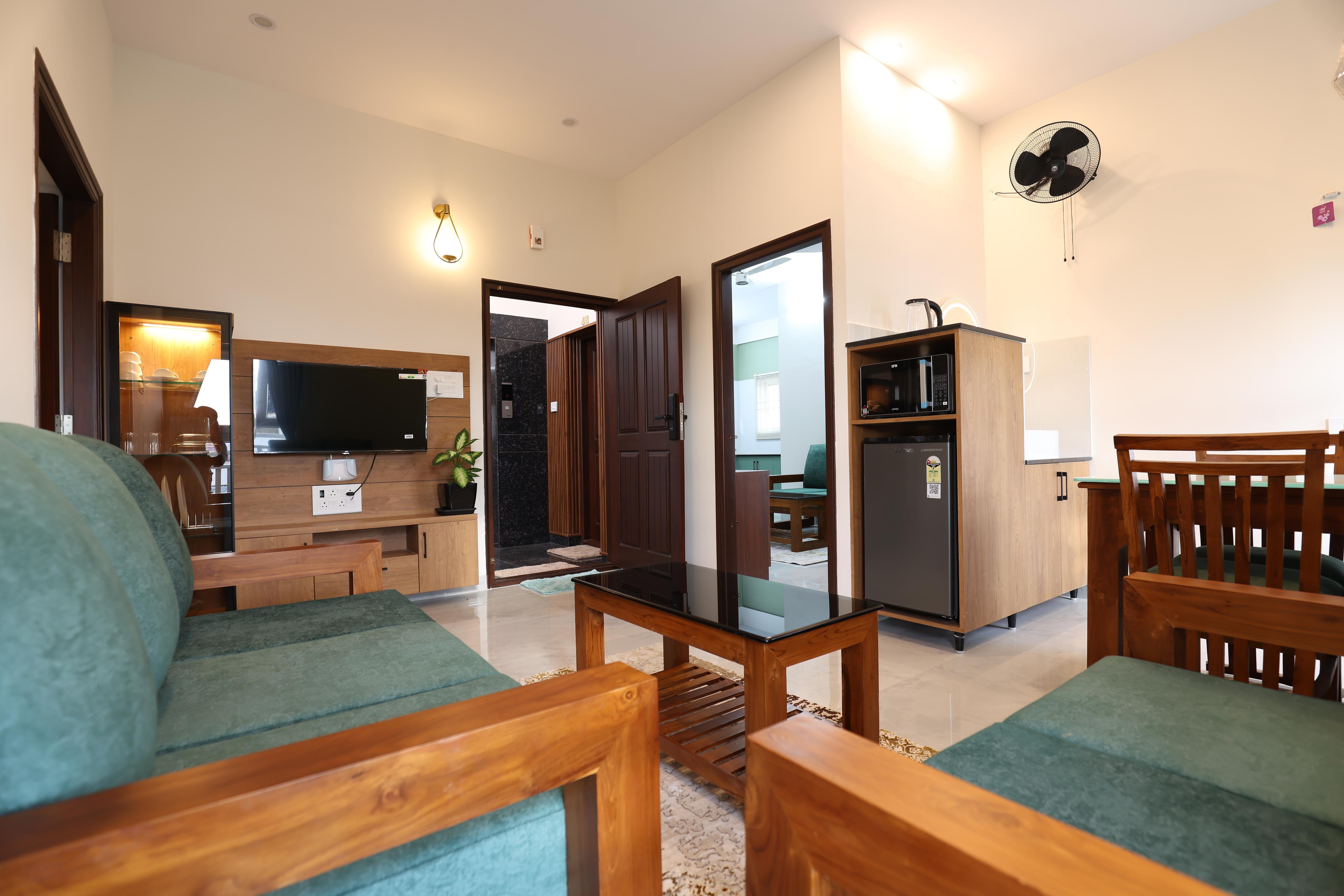 Olivette Suites - Tap to explore photos