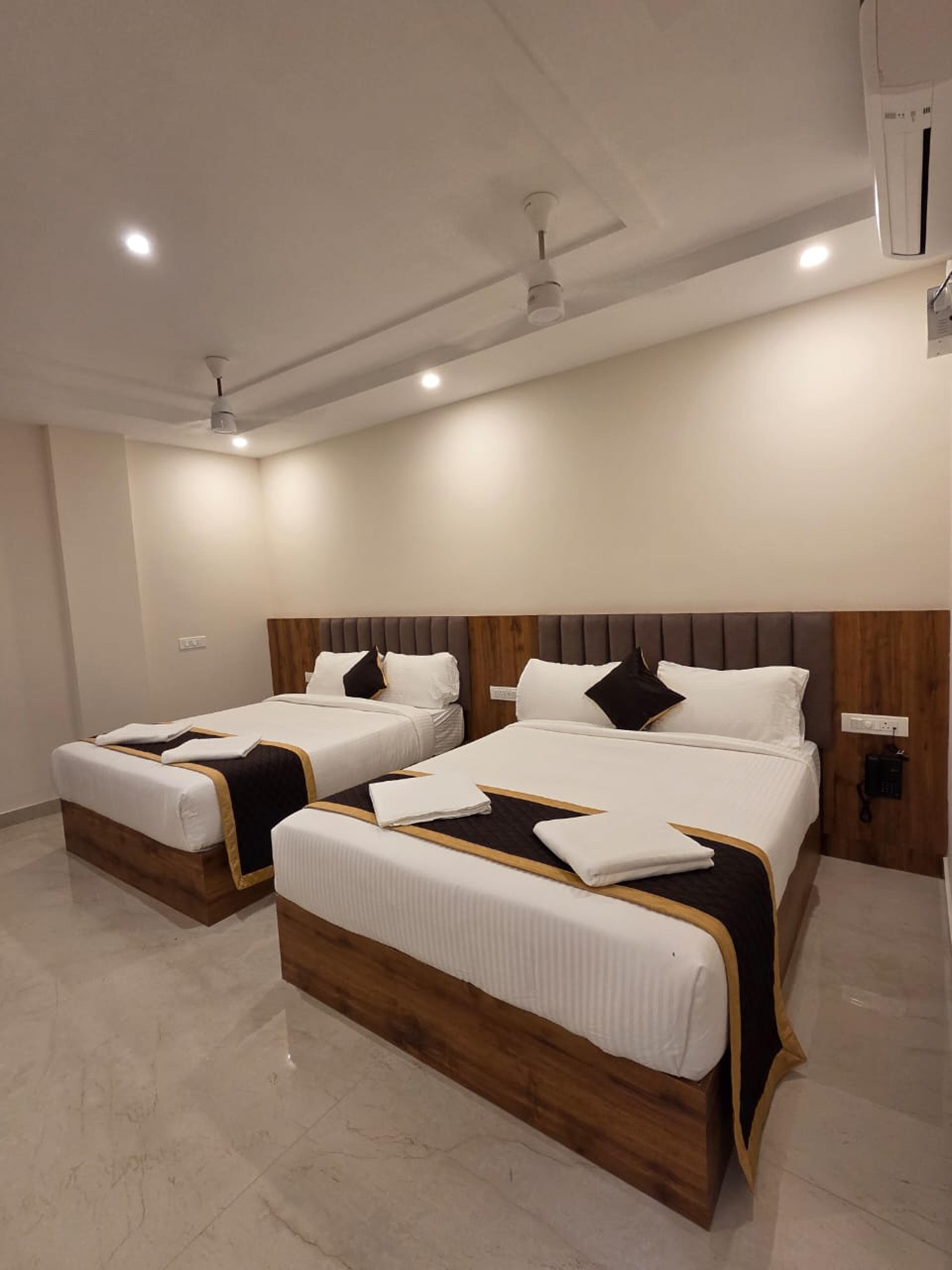HOTEL SAHAYA ARASI - Tap to explore photos