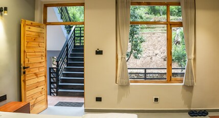 SHARAN STAY Room Type - Deluxe Room with Garden View