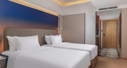 Pipa Hotel Bangkok Sukhumvit 11 Room Type - Premier Sky Queen with club privileges Pipa Hotel Bangkok Sukhumvit 11 Room Type - Premier Sky Queen with club privileges