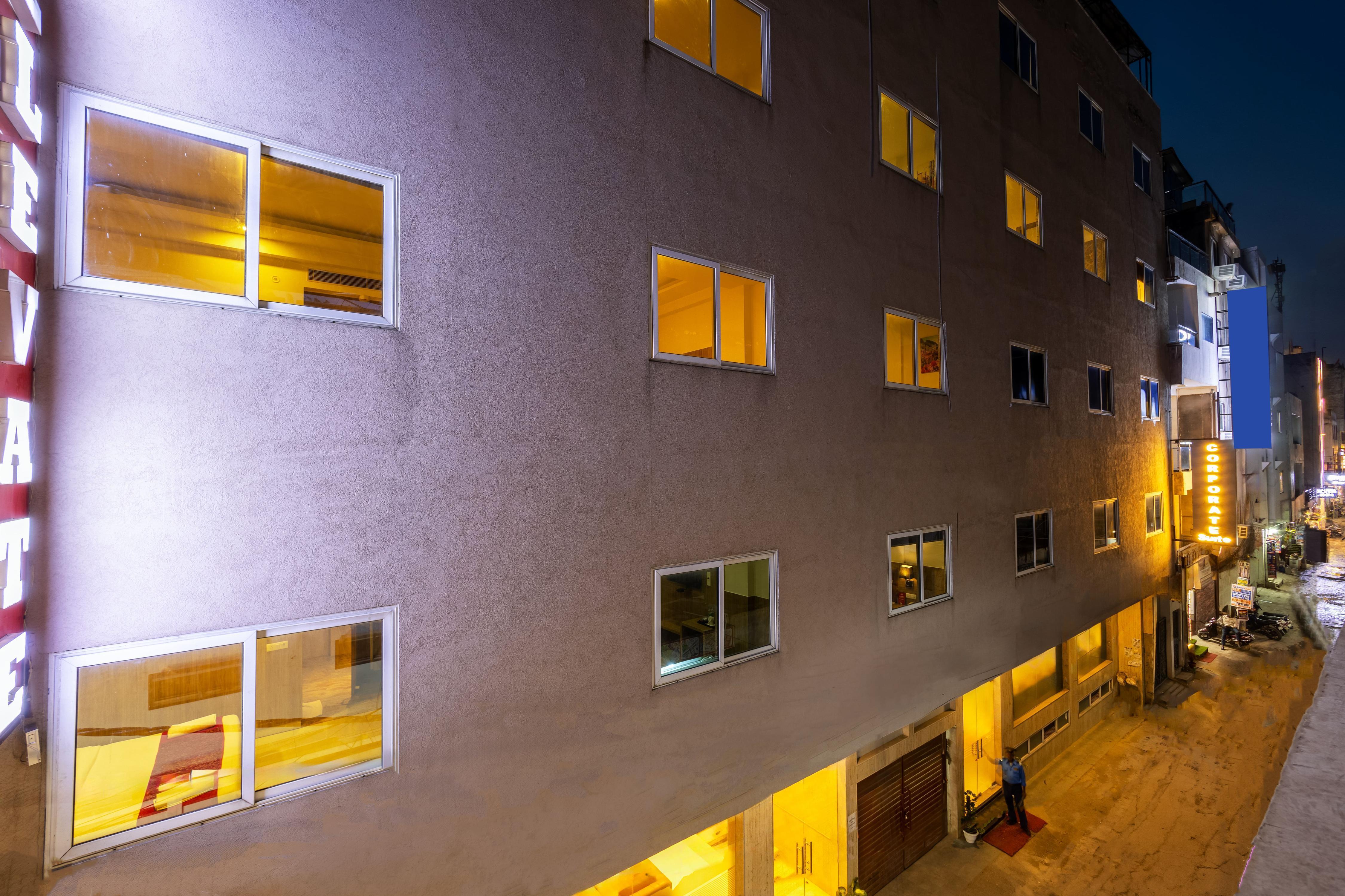 Hotel Corporate suite Delhi Airport - Tap to explore photos