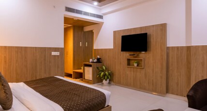 Hotel Corporate suite Delhi Airport Room Type - Executive Room Hotel Corporate suite Delhi Airport Room Type - Executive Room