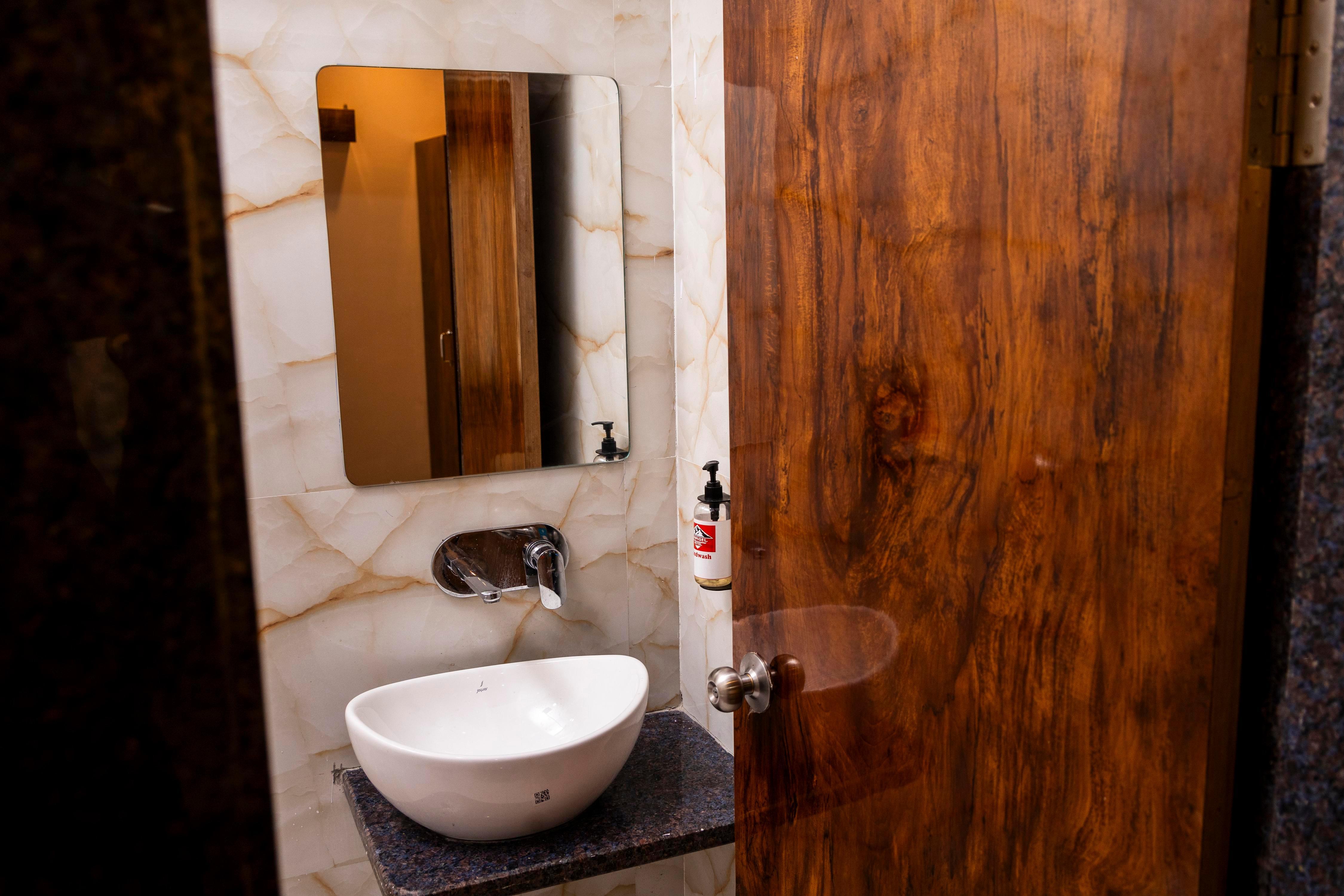 Hotel Kargil Inn Room Type - Executive Room