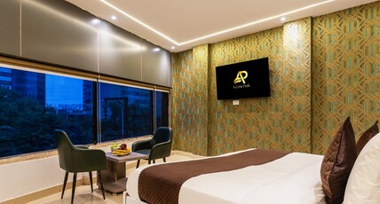 Accent Park (Opp. Barclays 62) Room Type - Super Deluxe Room with Balcony Accent Park (Opp. Barclays 62) Room Type - Super Deluxe Room with Balcony