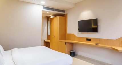 Nirvana Nest - Corporate Stay, Gomti Nagar, Lucknow Room Type - Super Deluxe room