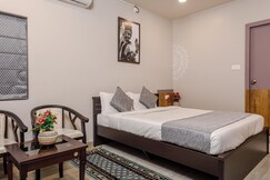 Bestaay- A Boutique Hotel (Near INFOCITY and KIIT).