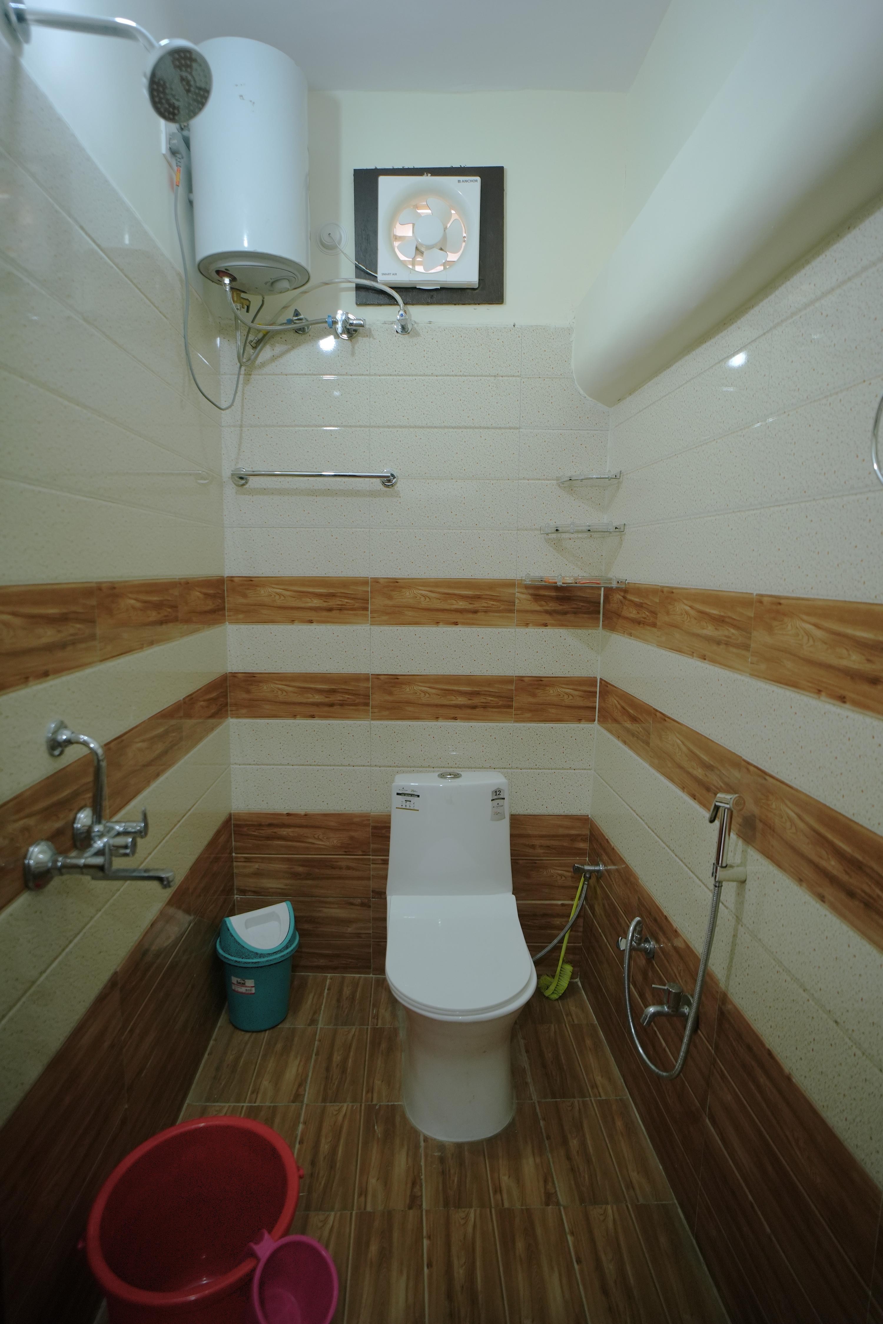 Baba Devtal Homestay - Tap to explore photos
