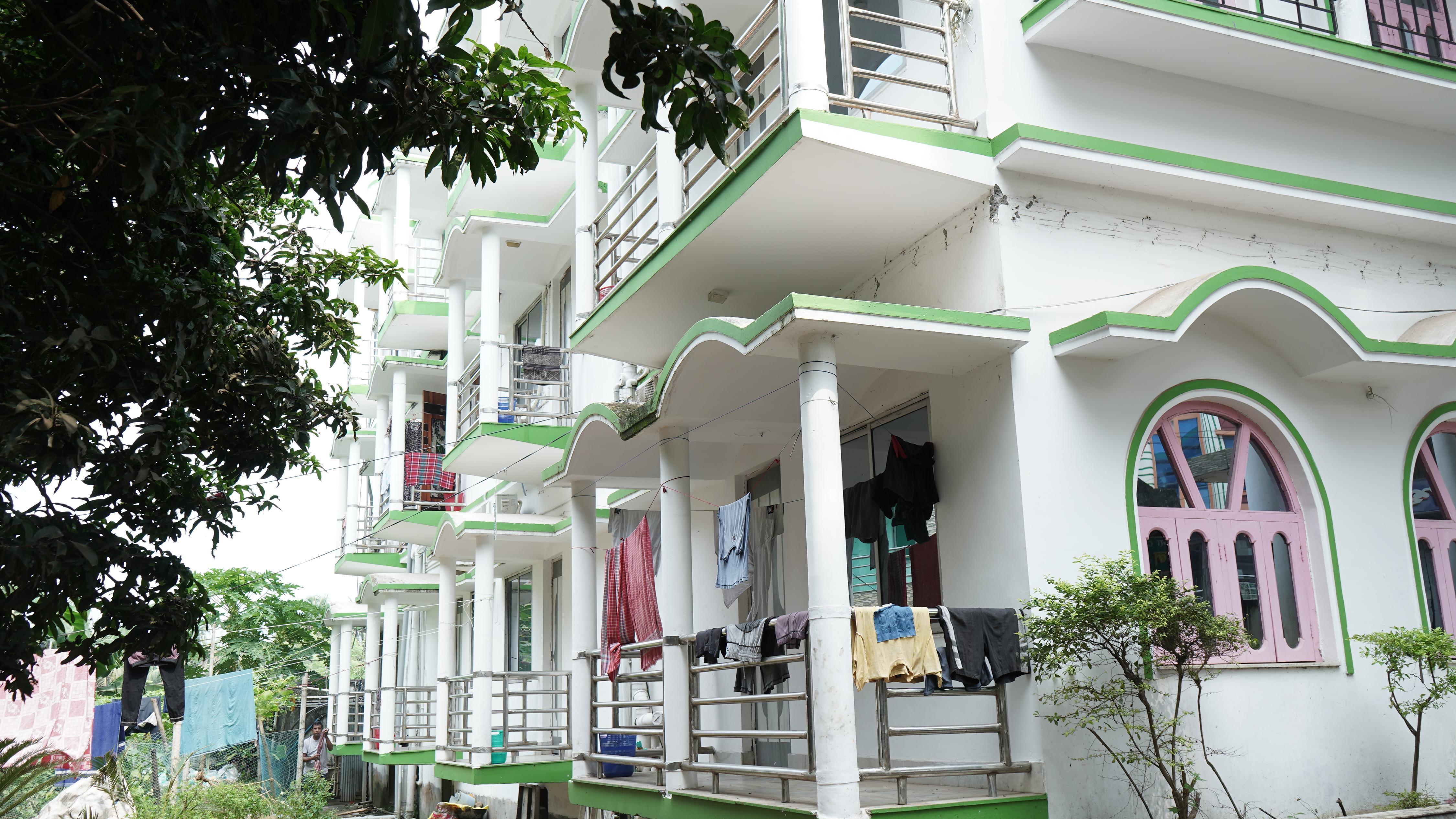 Hotel Aishwarya Near Amrabati Park New Digha - Tap to explore photos