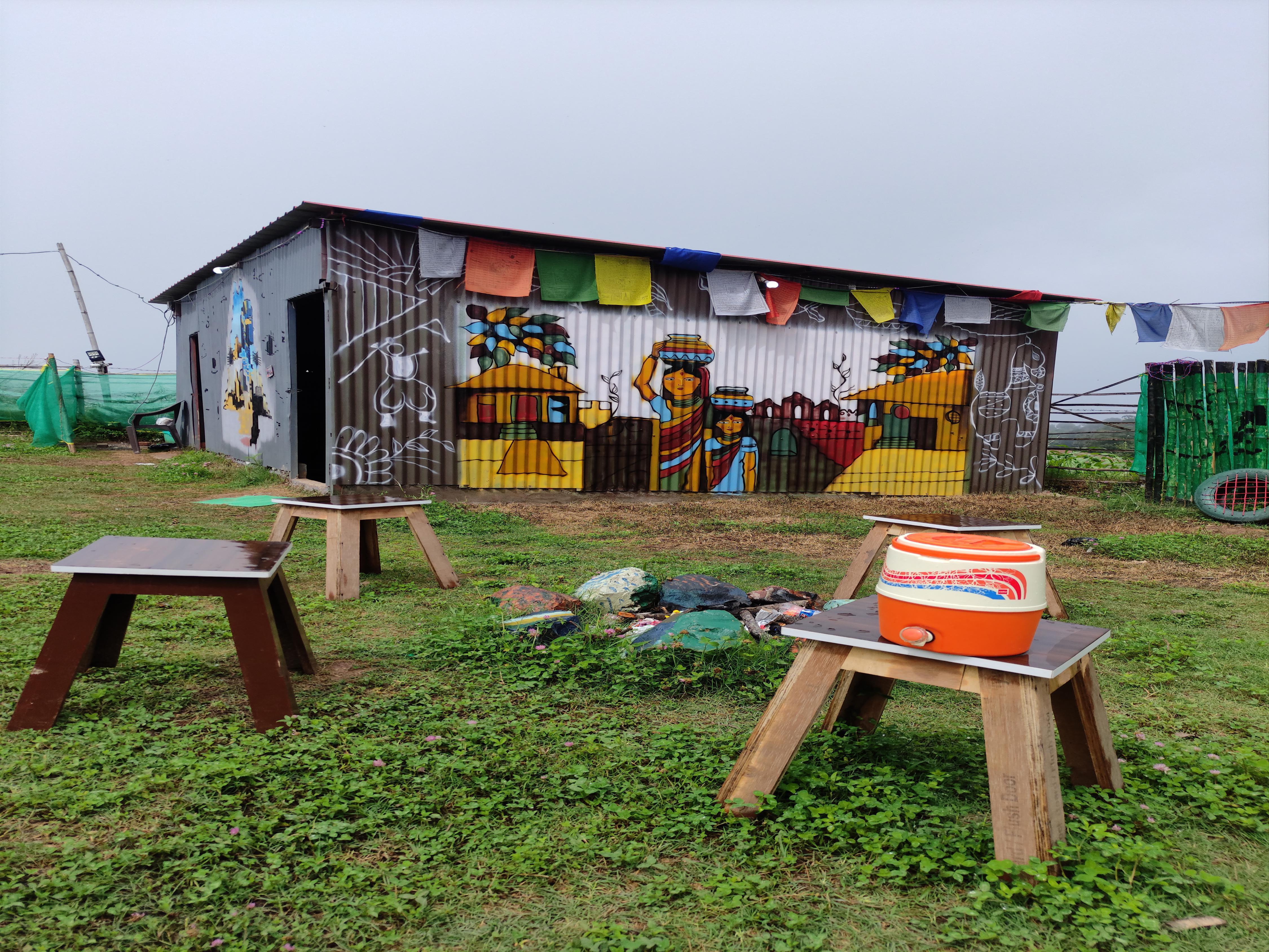 Villagers Camping and Cafe - Tap to explore photos
