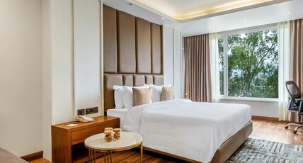Sterling GK Exotica Room Type - Executive Room with Balcony