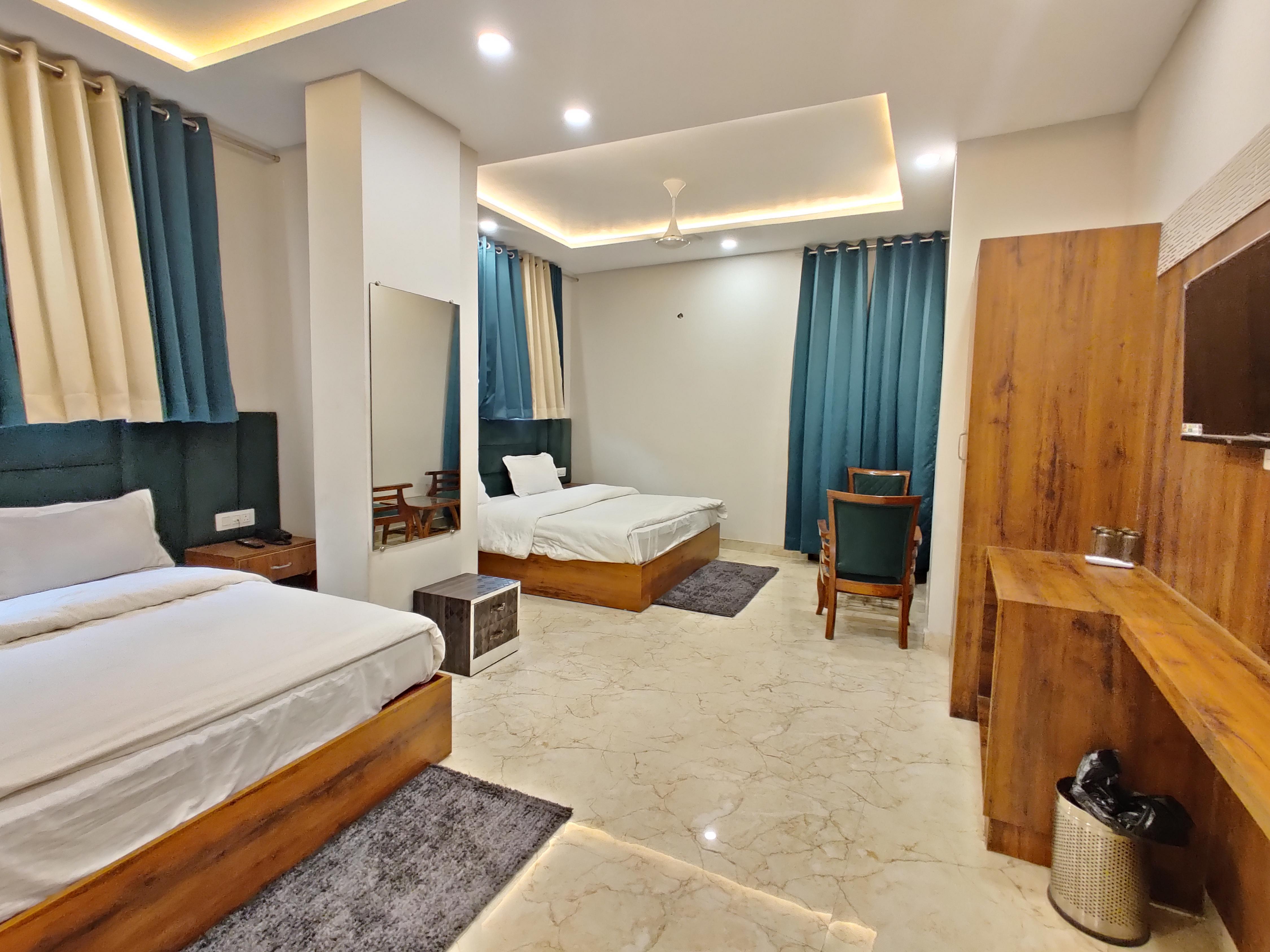 Hotel JM Residency Room Type - Family Room