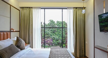 Hotel Grand Girdhar Premier Room Type - Elite Room