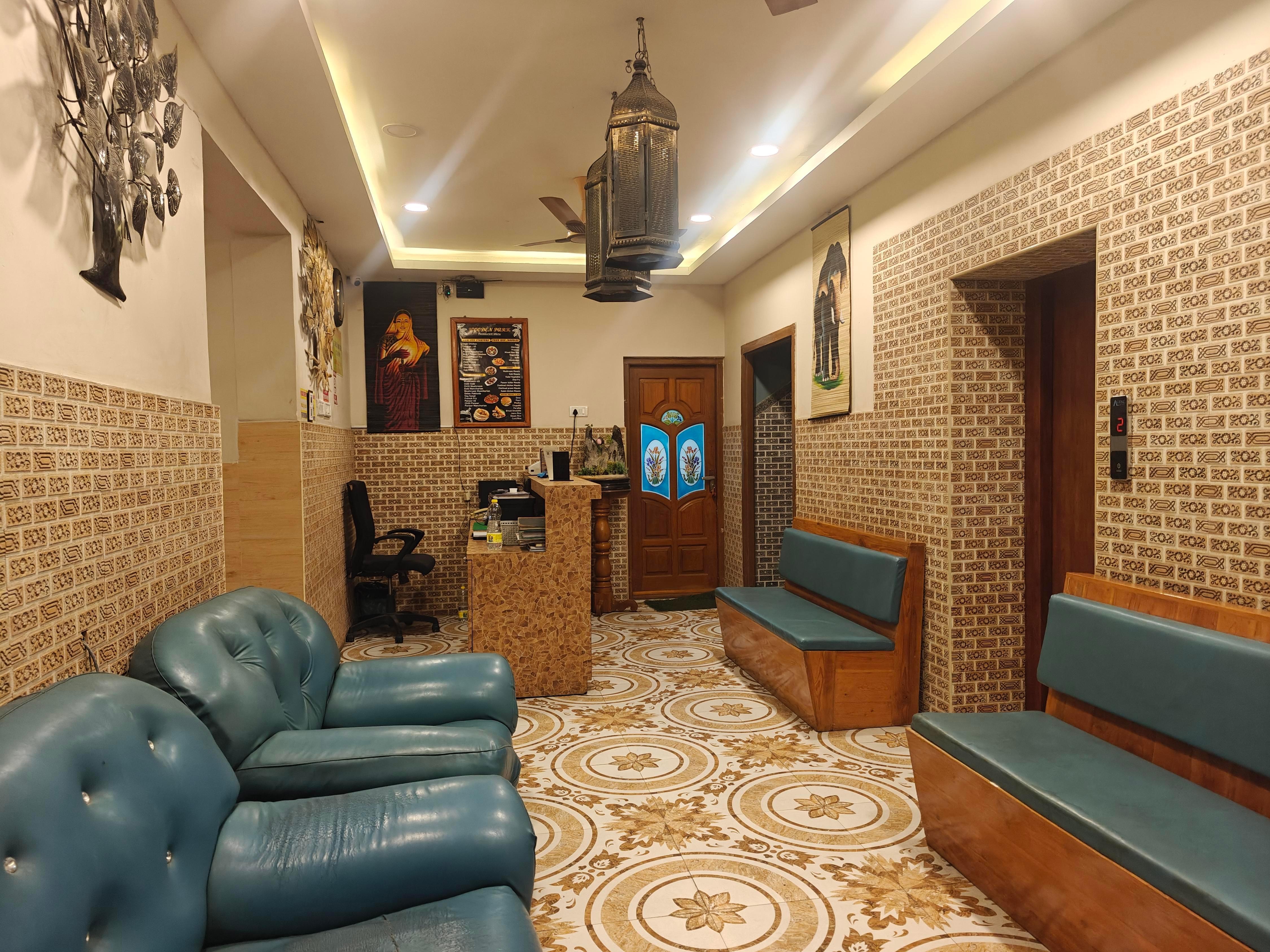 Hotel Wooden Park  Near DLF IT PARK