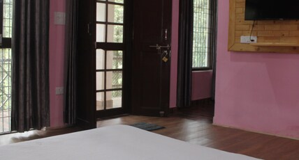 The Himalayan Oaks near Hanging rock road Room Type - DOUBLE BED ROOM (3)