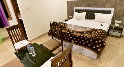 New Hotel Ganga Niwas Room Type - Deluxe