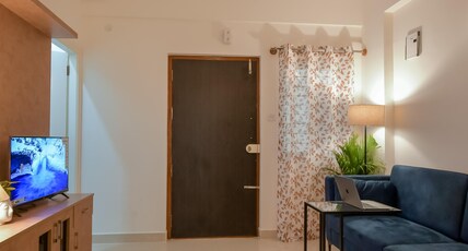 HomeSlice Manor, Premium Apartment in Whitefield Room Type - Deluxe One-Bedroom Apartment (Air-conditioned)