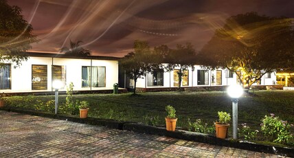 Arbor Resort Karjat Room Type - Gulmohar Room Ideal for Families and Groups