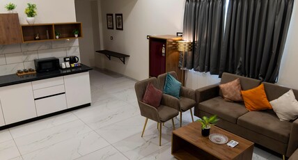 Golden Yug by Sandesh Sharda Room Type - VIP Suite