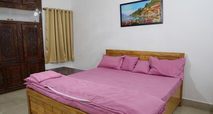 Luxury 4BHK Bunglow in Posh Colony Room Type - Luxury 4BHK Bunglow in Posh Colony