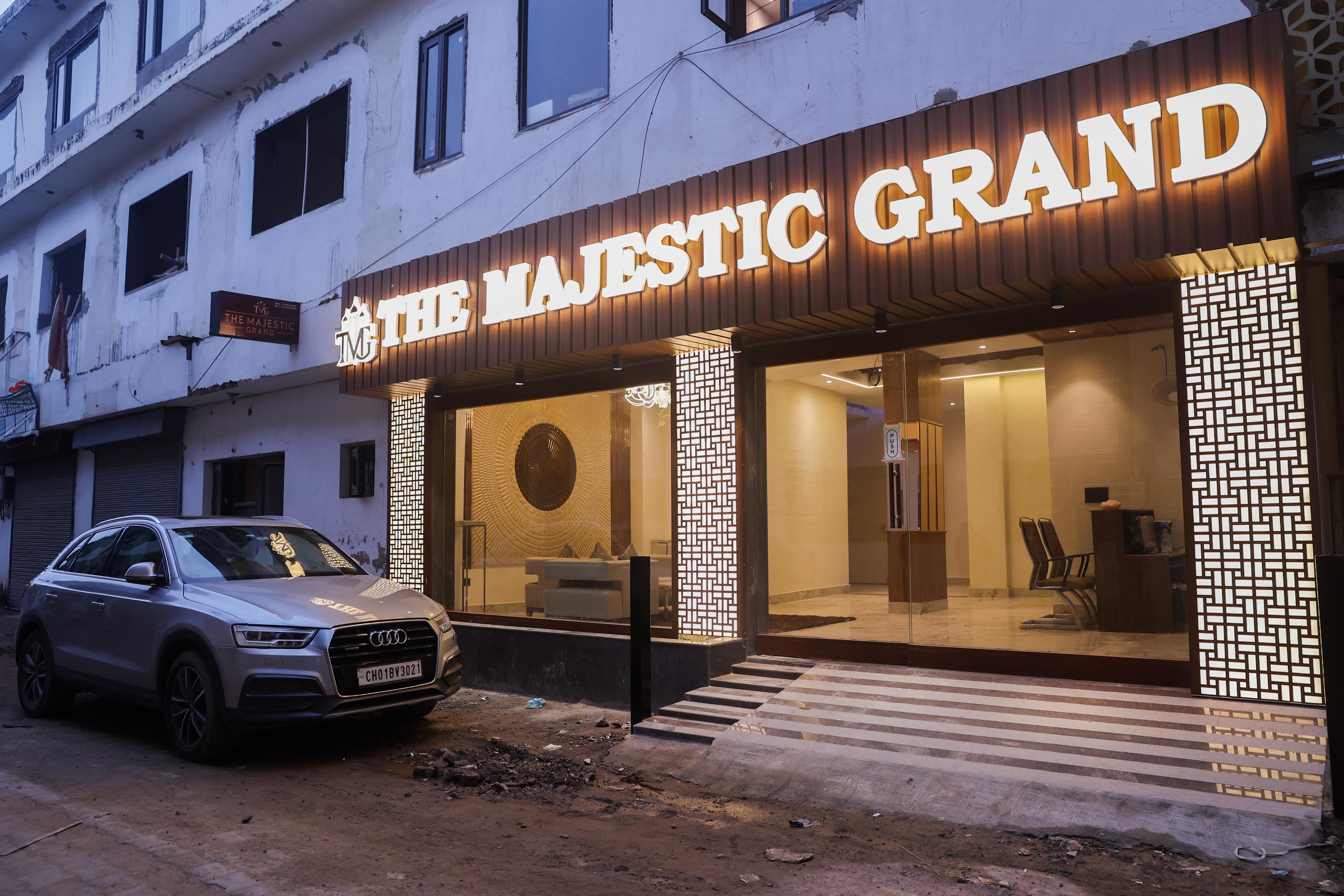 THE MAJESTIC GRAND - Tap to explore photos
