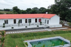 K Square Farm Stays