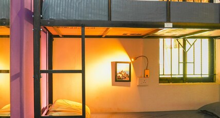Hungama Hostel Room Type - Male Dormitory (Purple Room)