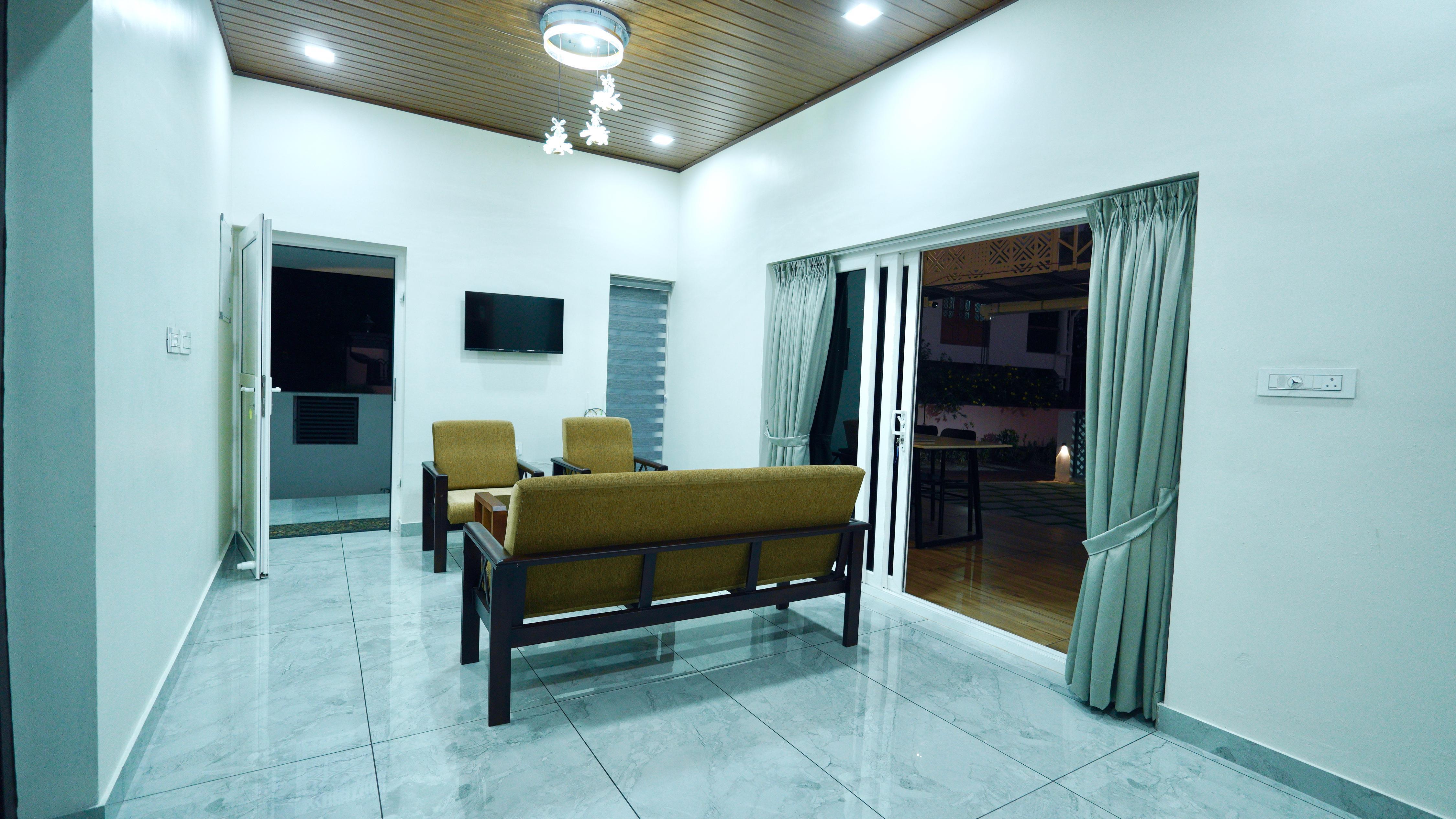 PERIYAR VIBES PRIVATE POOL VILLA - Tap to explore photos