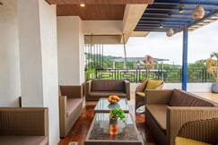 The Peak 4BHK Villa by Tensor Stays