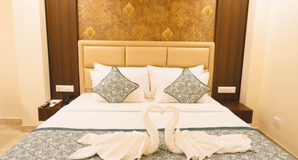 Regenta Place Kota @near Kota River Front Room Type - EXECUTIVE ROOM- Enjoy Happy Hour 1+1 Mocktail timing 11 AM to 7 PM