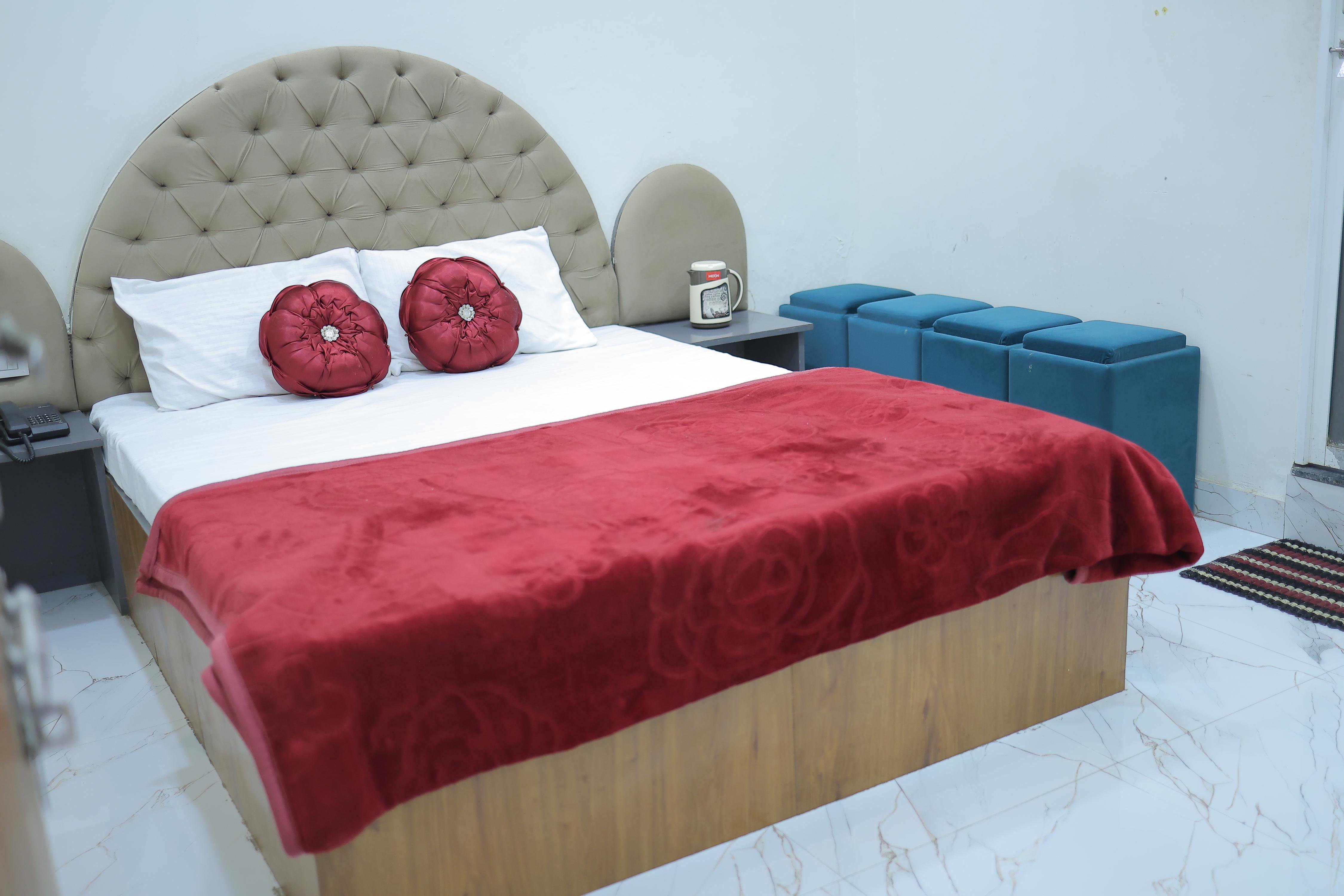 Hotel Aadi Shree Inn