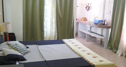 The Cozy Haven Room Type - Delux room with common Kitchen