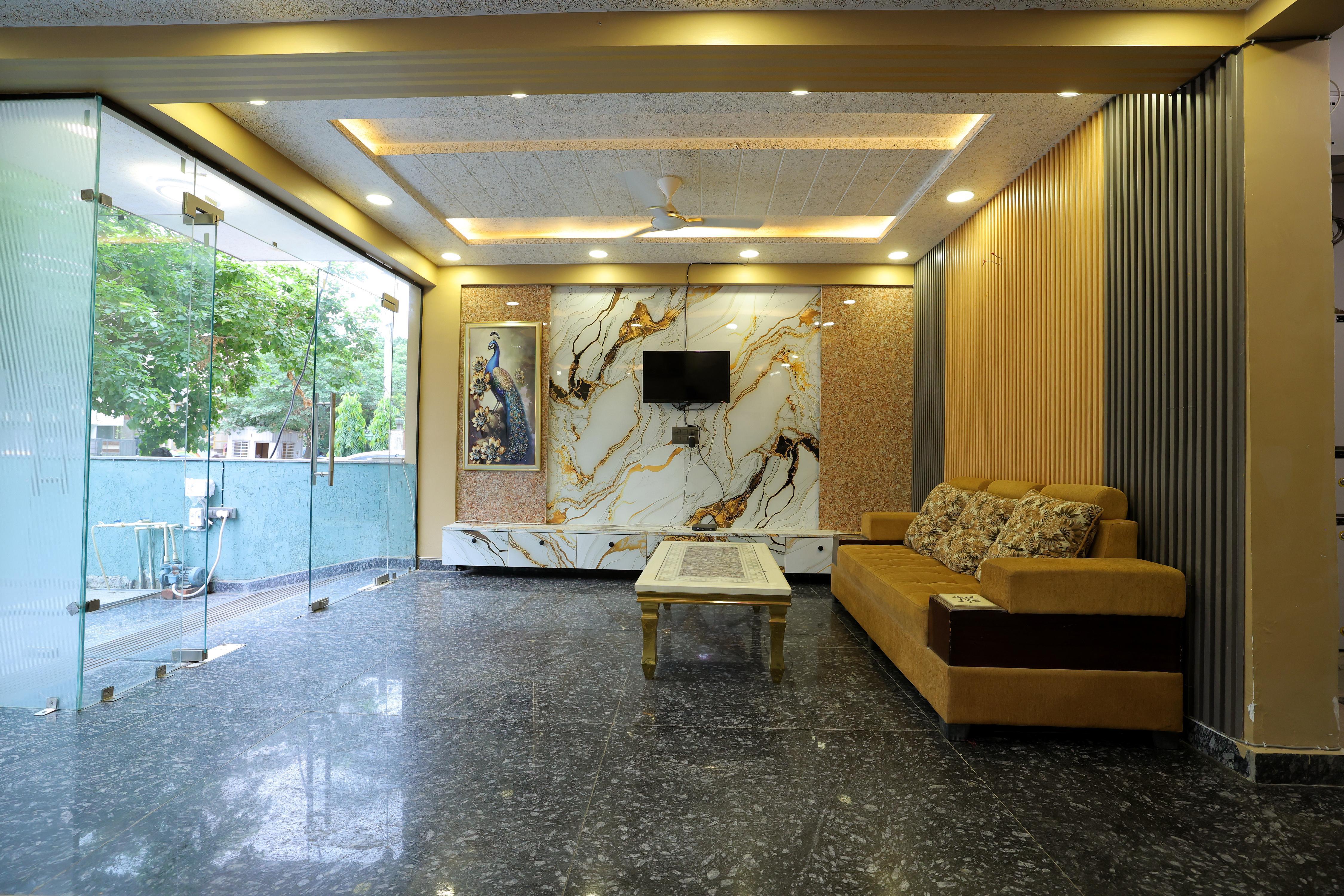 Kesari Stays -Sector 45