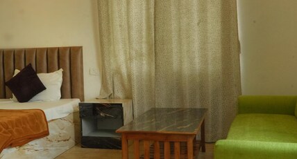 Hotel Satyam Room Type - Delux Room