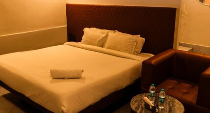 MJ Hotel Stay Inn Room Type - Premium Room with Private Balcony MJ Hotel Stay Inn Room Type - Premium Room with Private Balcony