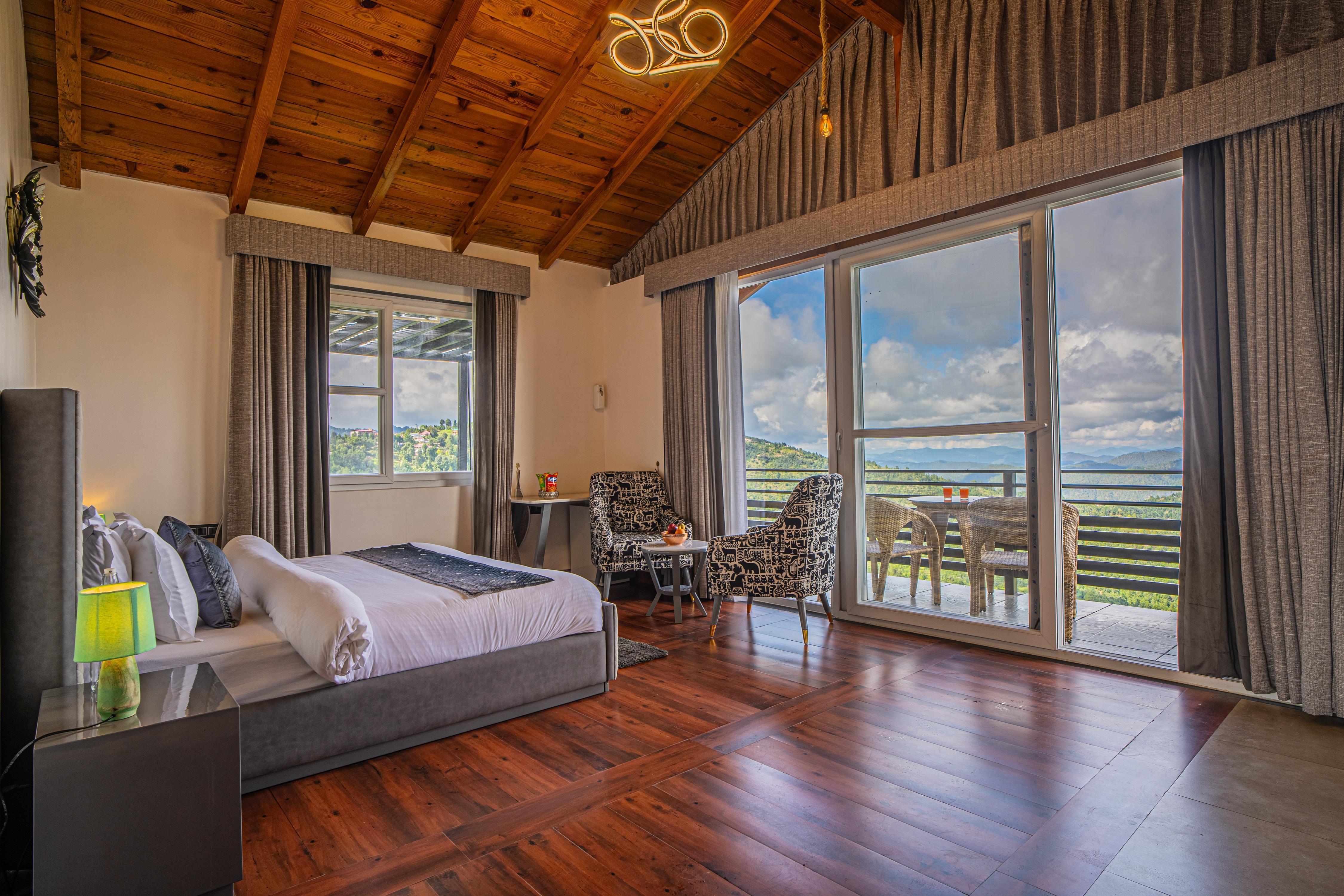 Alaya Stays Trios Top Pet friendly room with Valley views - Tap to explore photos