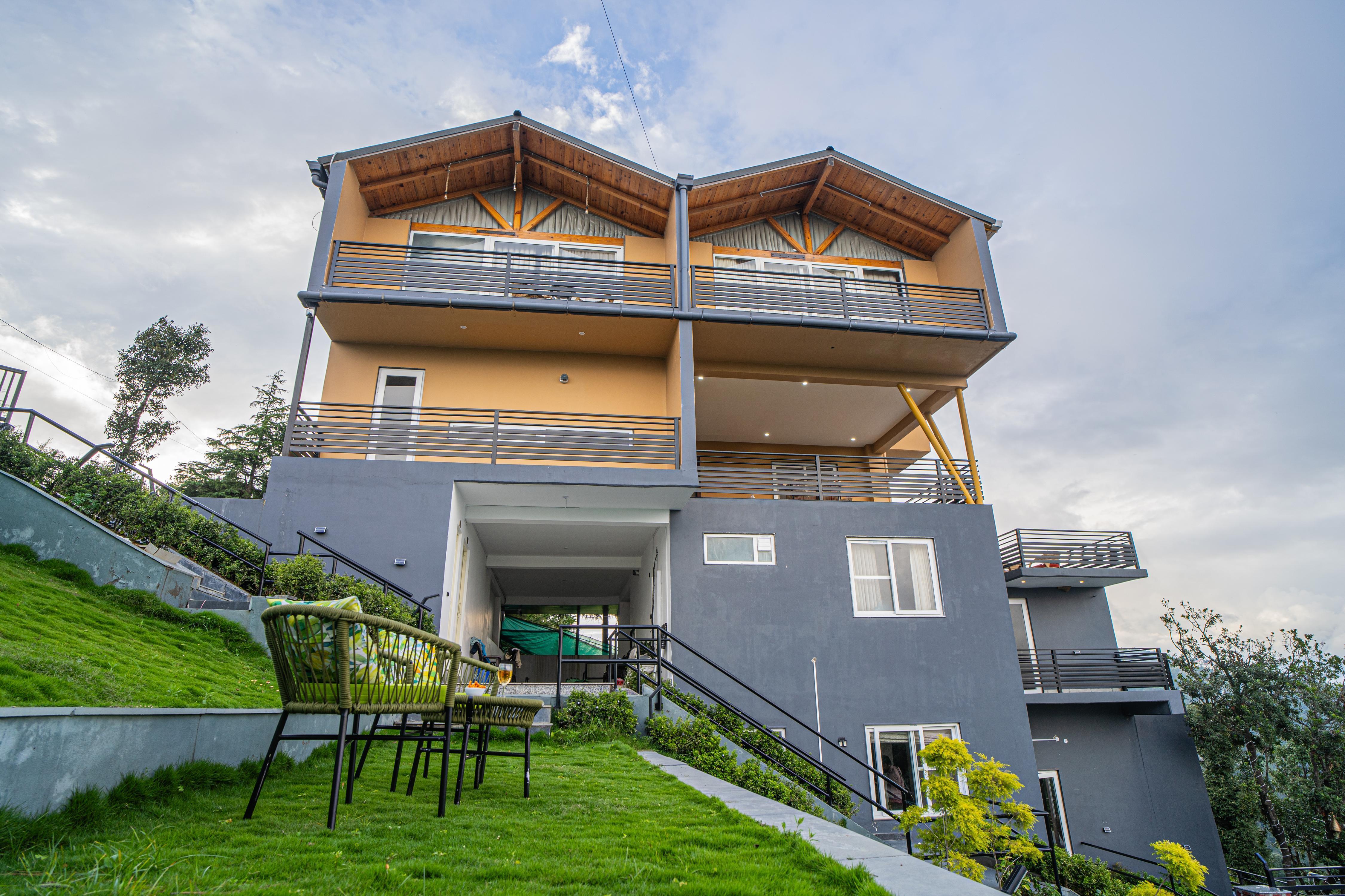 Alaya Stays Trios Top Pet friendly room with Valley views