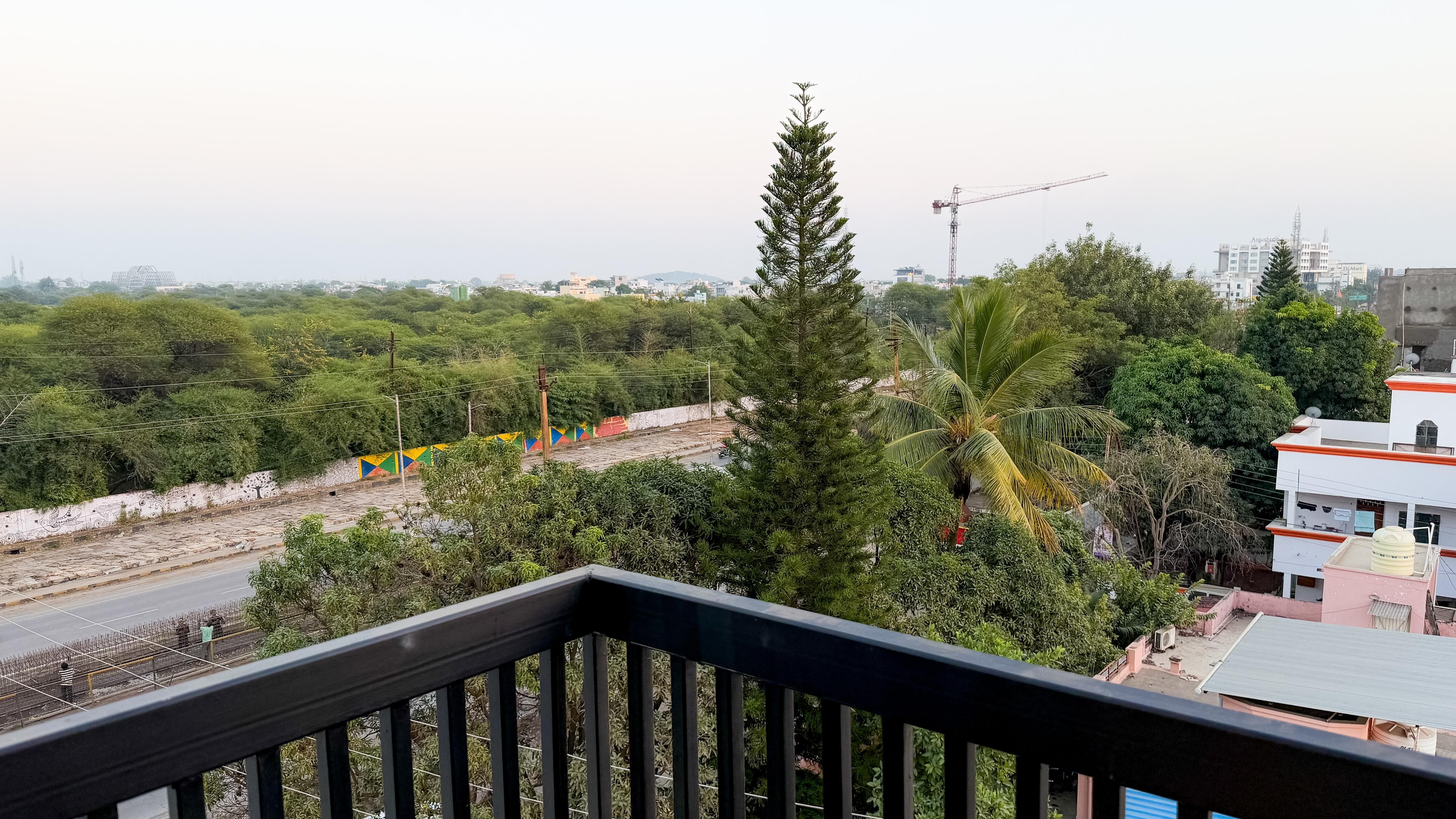 Travinities Hotel Shree Ji Palace - Tap to explore photos