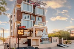 Travinities Hotel Shree Ji Palace