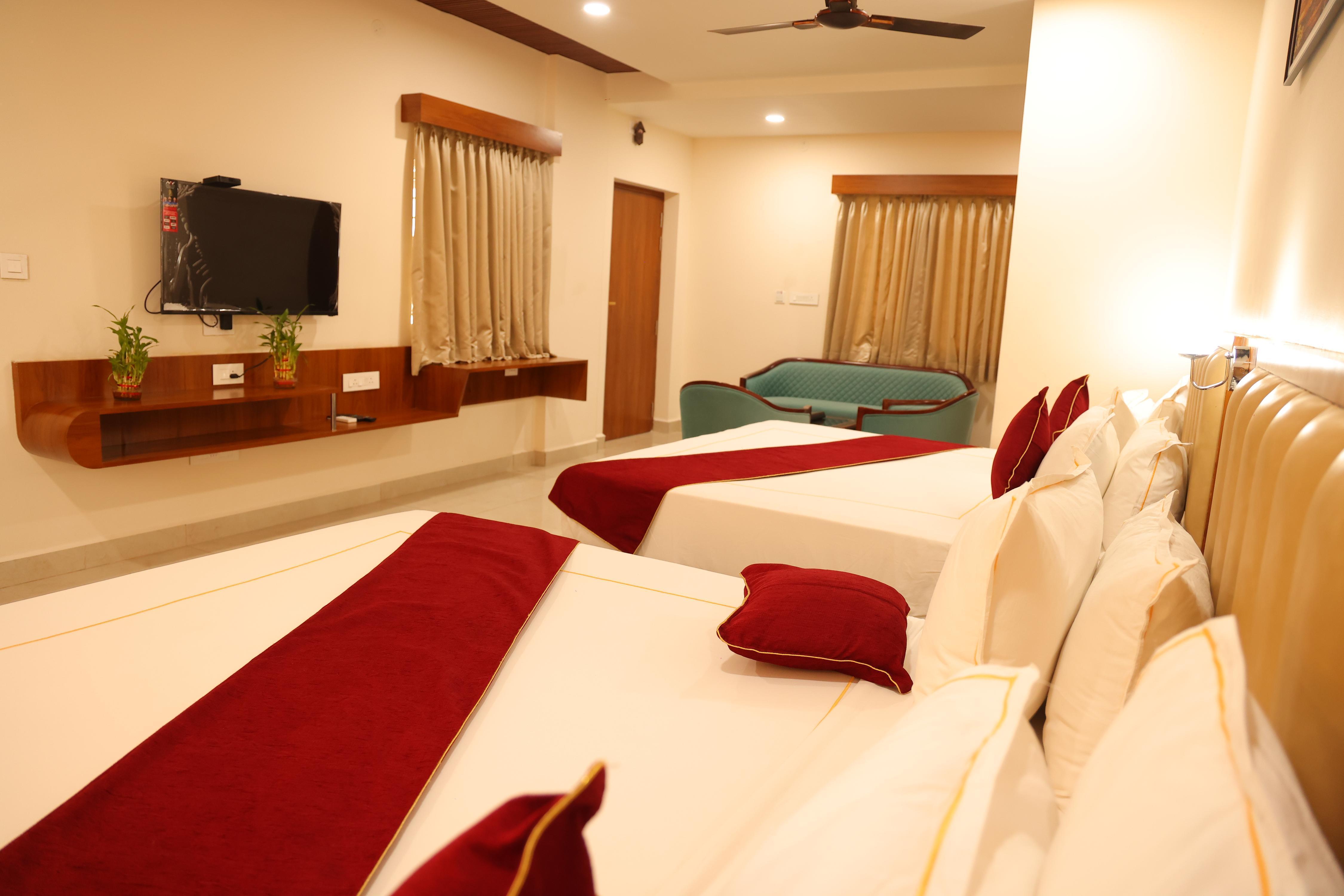 Hotel Nanda Mohan Residency - MSR Manssion inn Room Type - Family Suite