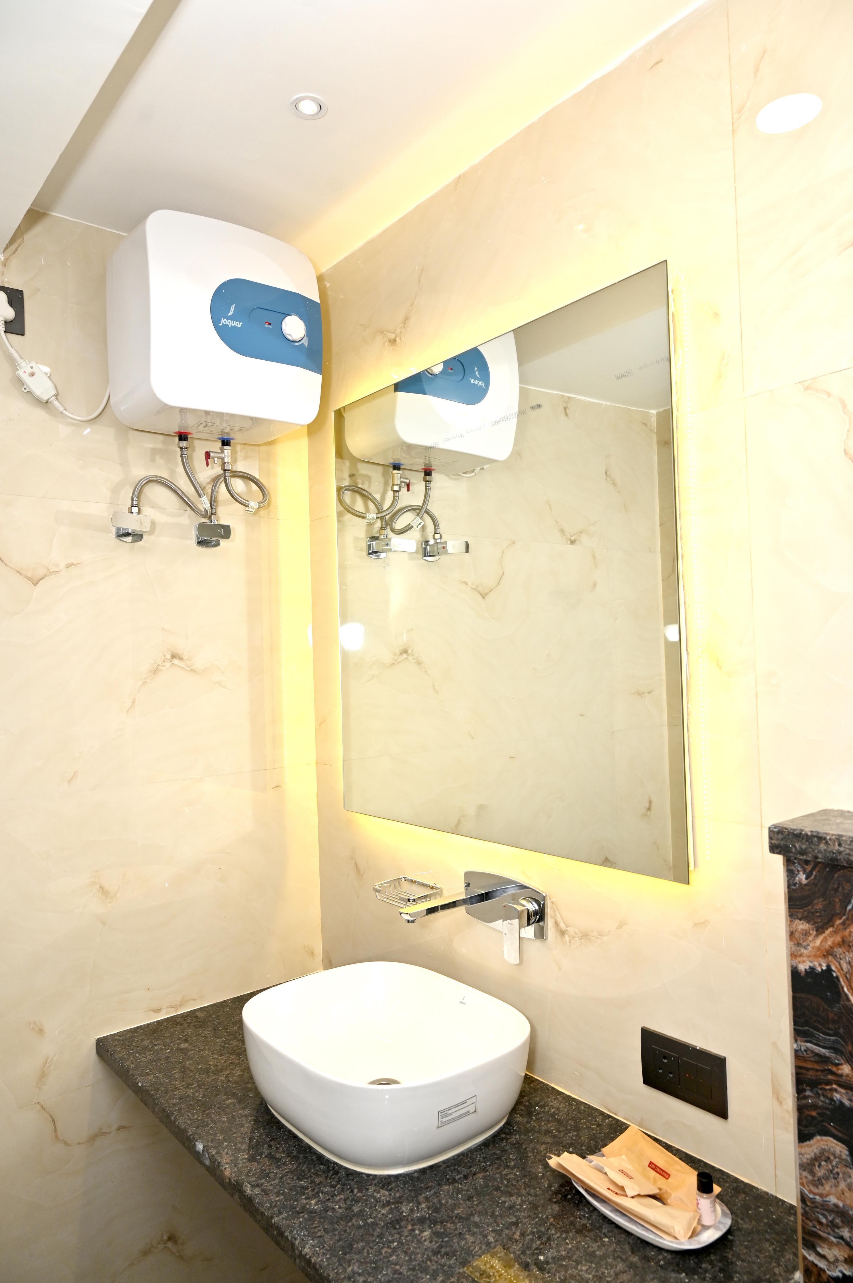 JMD Royal Residency I Luxury Hotel I With Parking - Tap to explore photos