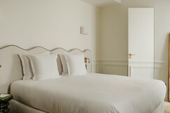 Leon Hotel-Sacre Coeur view/Suite-64