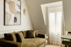 Leon Hotel-Sacre Coeur view-Suite-62