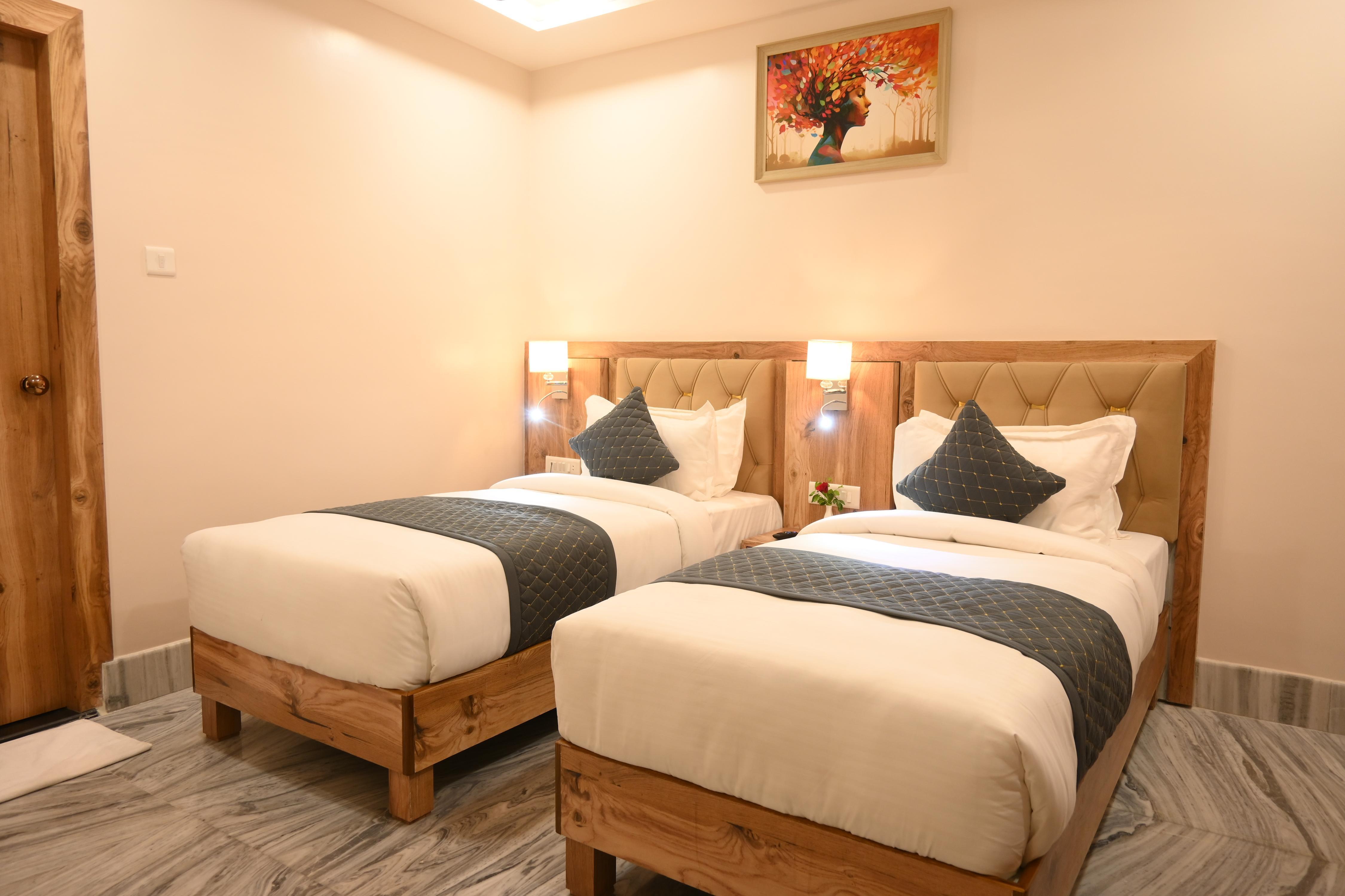 Hotel Kashi Crown Room Type - Executive Room