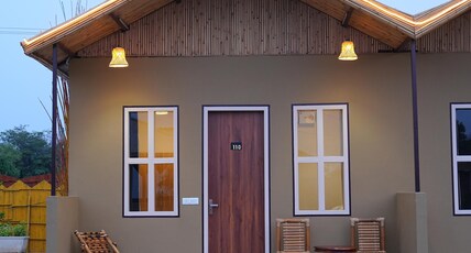 Urban Nature Farms | Private Cottages Room Type - Premium Cottage