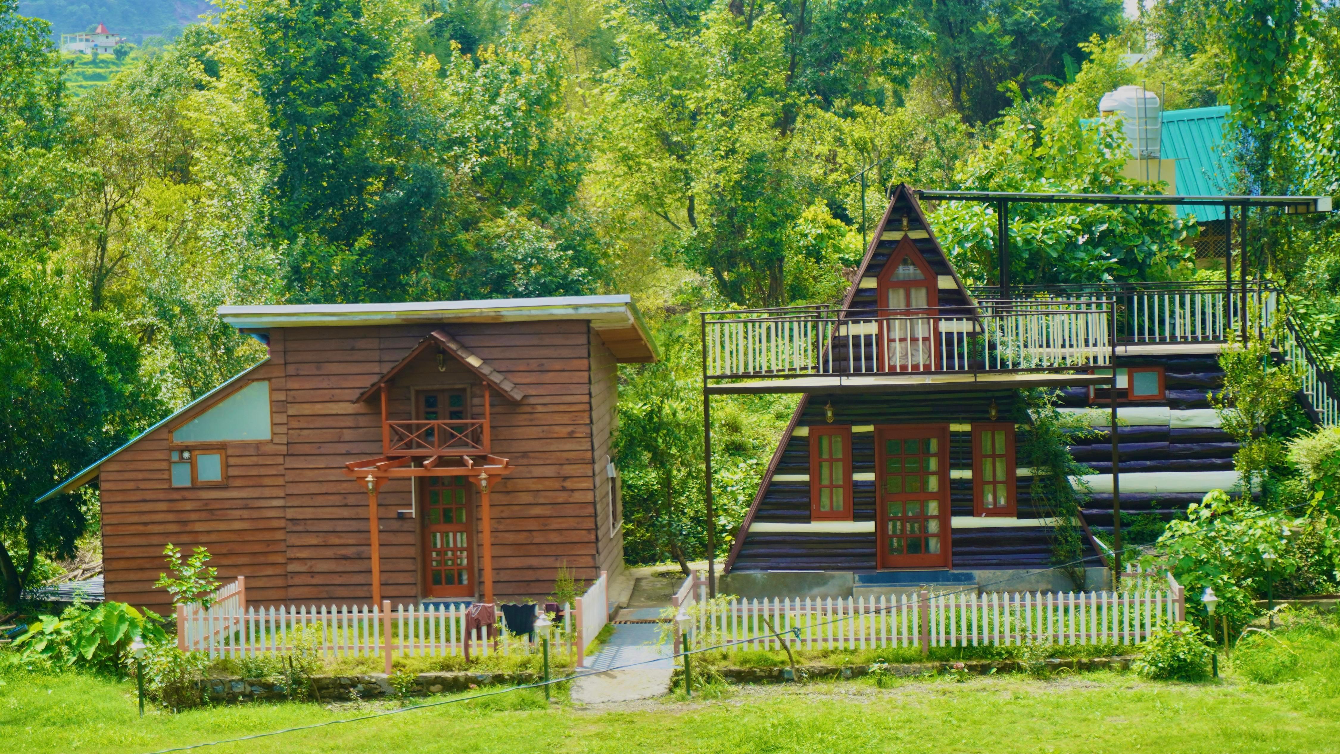 Hotel YAN Residency Naukuchiatal Bhimtal