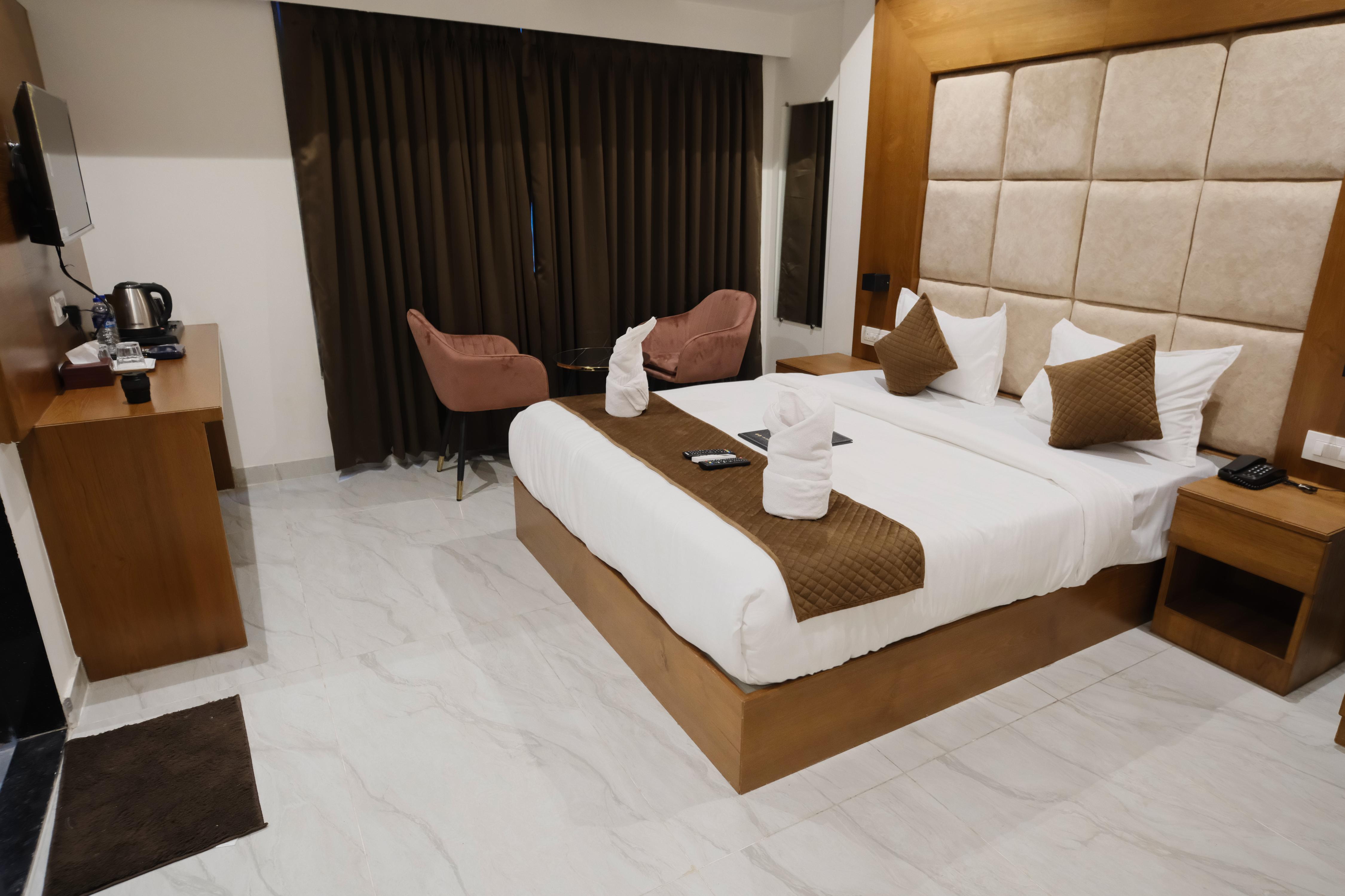 Hotel Sterling Executive Room Type - Superior Room