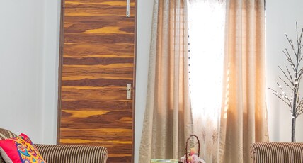Sapphire Luxurious 3 BHK Near Lake and Golf Course Room Type - Solitaire Luxury 3BHK|Projector|soundbar|fast wifi