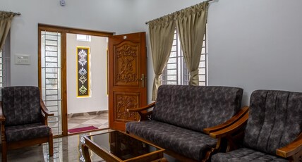 Sree Bharat Lodge Room Type - Balcony Room 2 BHK
