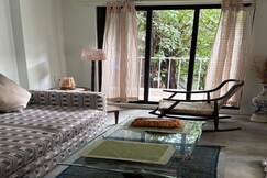 Serene stay in Chuim near Carter Road