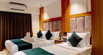 Hotel ISRA Comfort Inn Room Type - Luxury Triple room